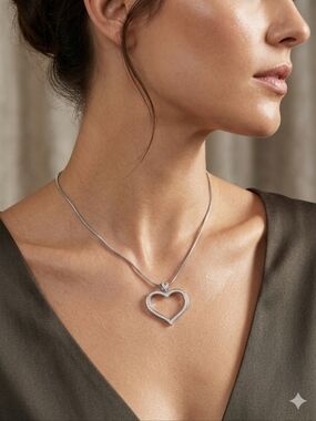 BRIGHTON 10"HEART‎ SHAPED DIAMONDS CLUSTER NECKLACE